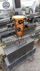 kovannaya-vaza-sumy2
